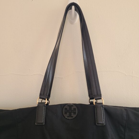 Tory Burch Tilda Nylon Shoulder Tote Bag Black - Picture 7 of 12